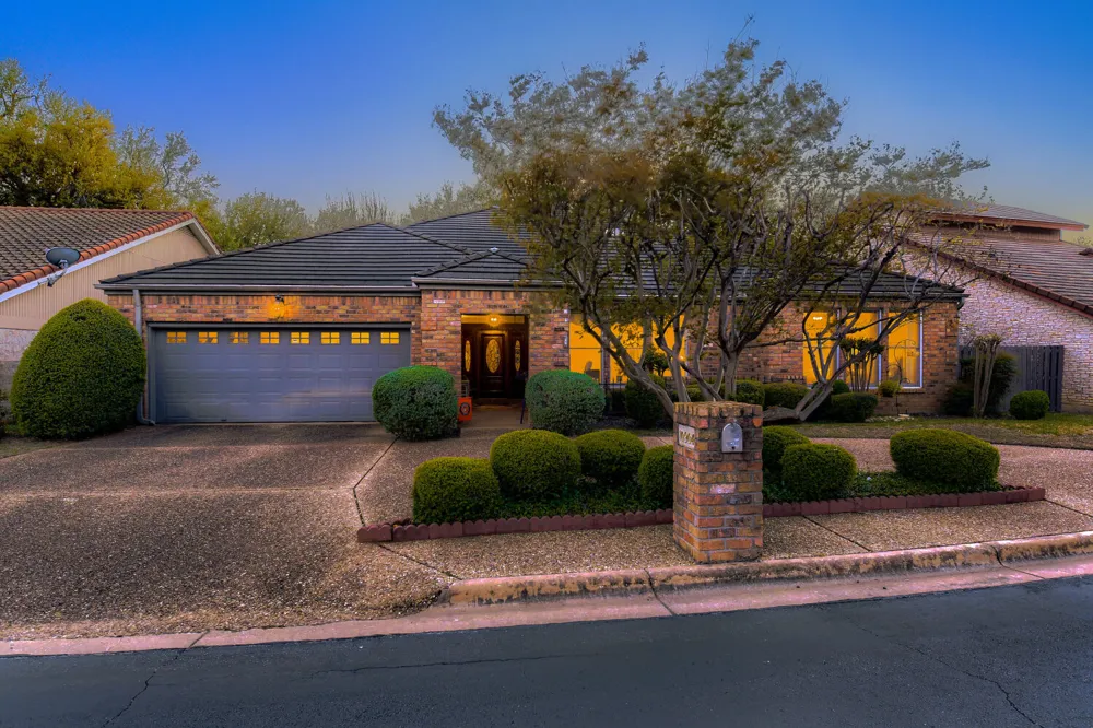 10904 Legends Lane Austin, TX 78747