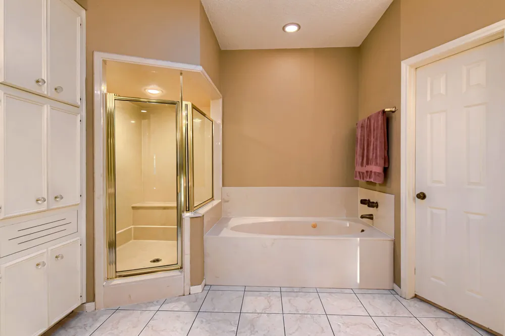 10904 Legends Lane Austin, TX 78747