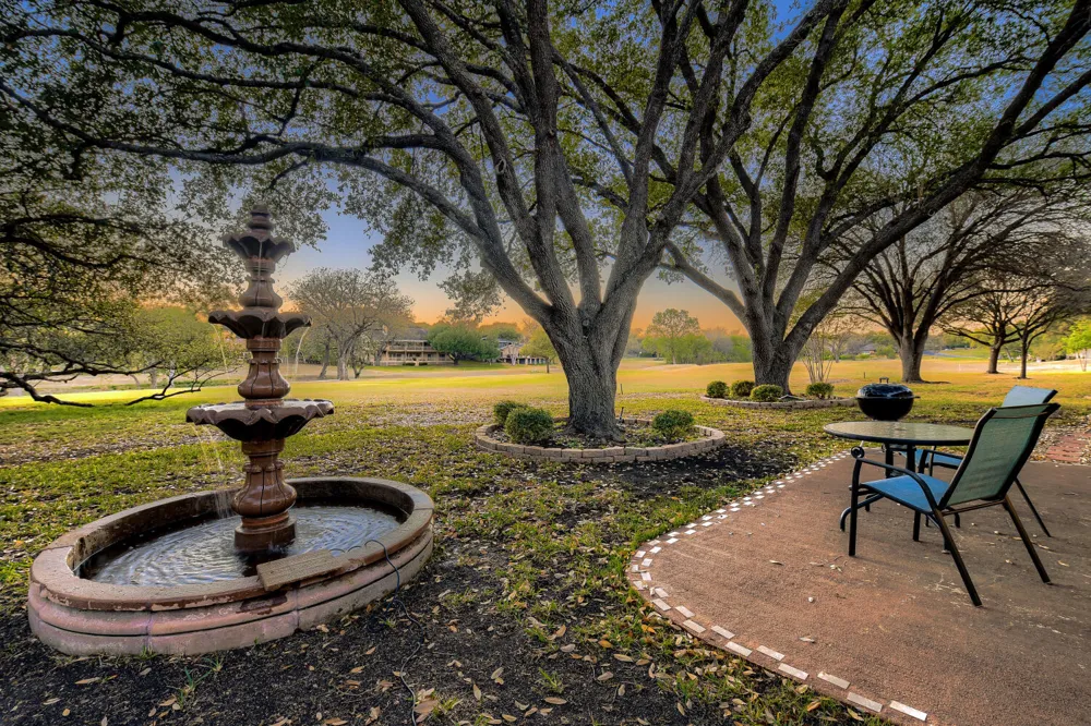 10904 Legends Lane Austin, TX 78747
