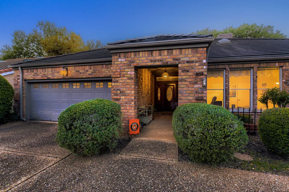 10904 Legends Lane Austin, TX 78747