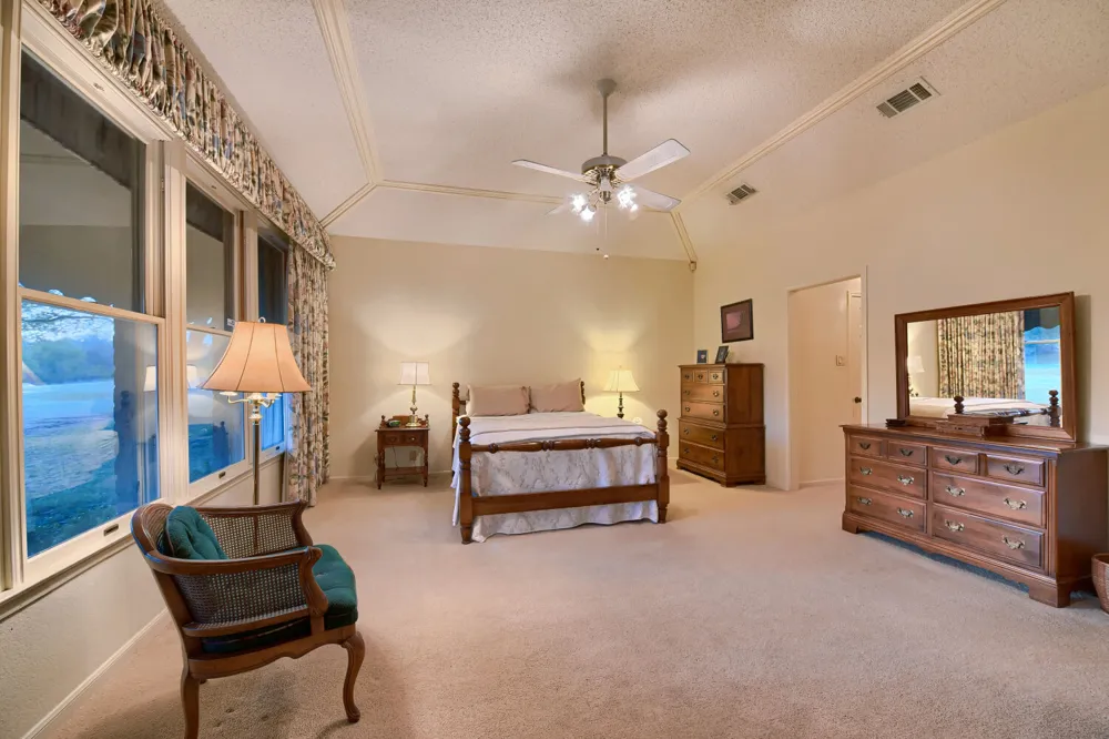 10904 Legends Lane Austin, TX 78747