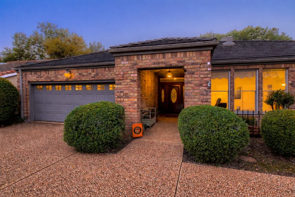 10904 Legends Lane Austin, TX 78747