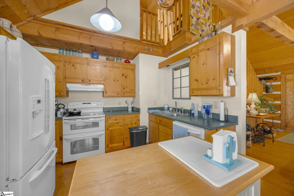 539 Upper Springs Road Pickens, SC 29671