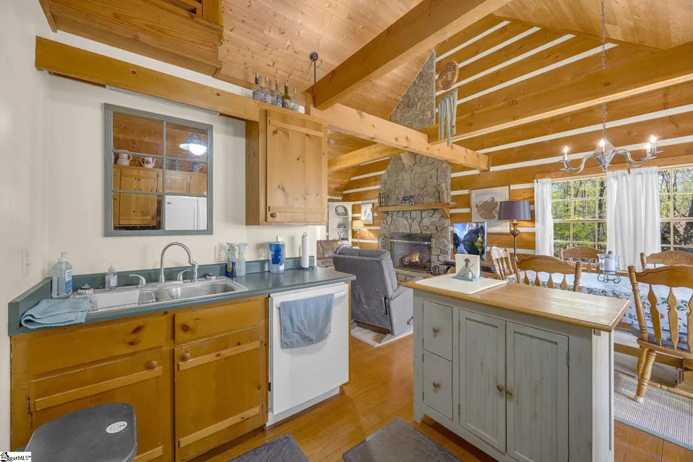 539 Upper Springs Road Pickens, SC 29671