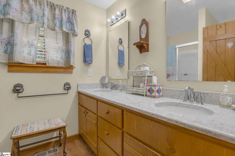 539 Upper Springs Road Pickens, SC 29671