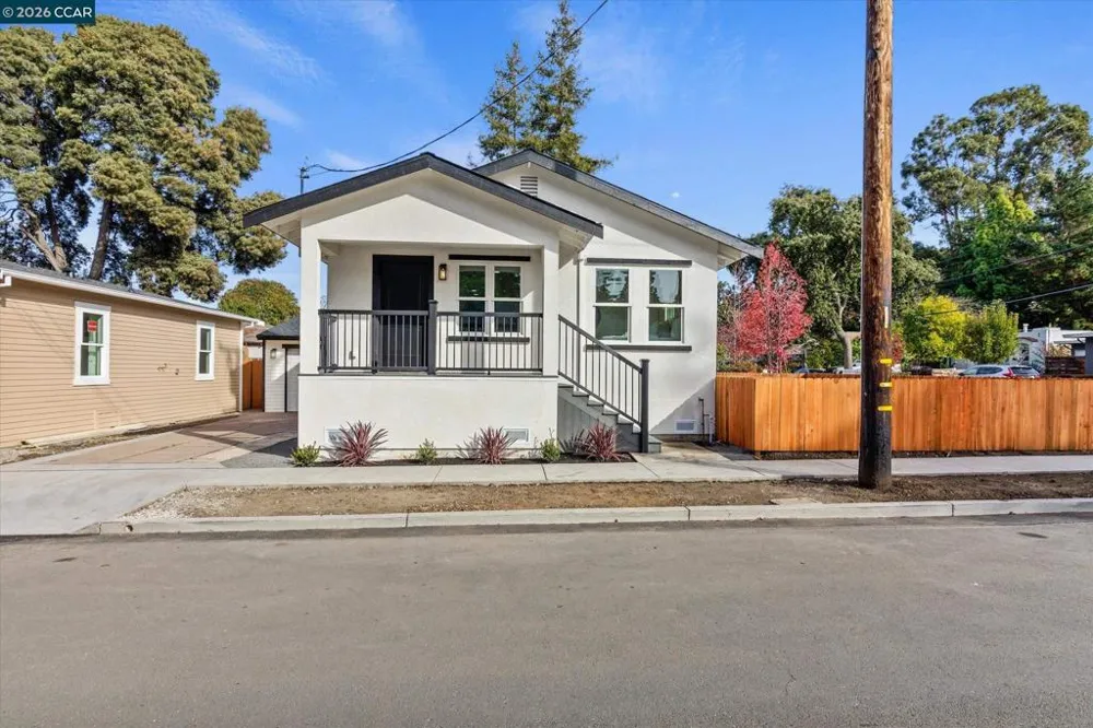 2027 Castro St Martinez, CA 94553