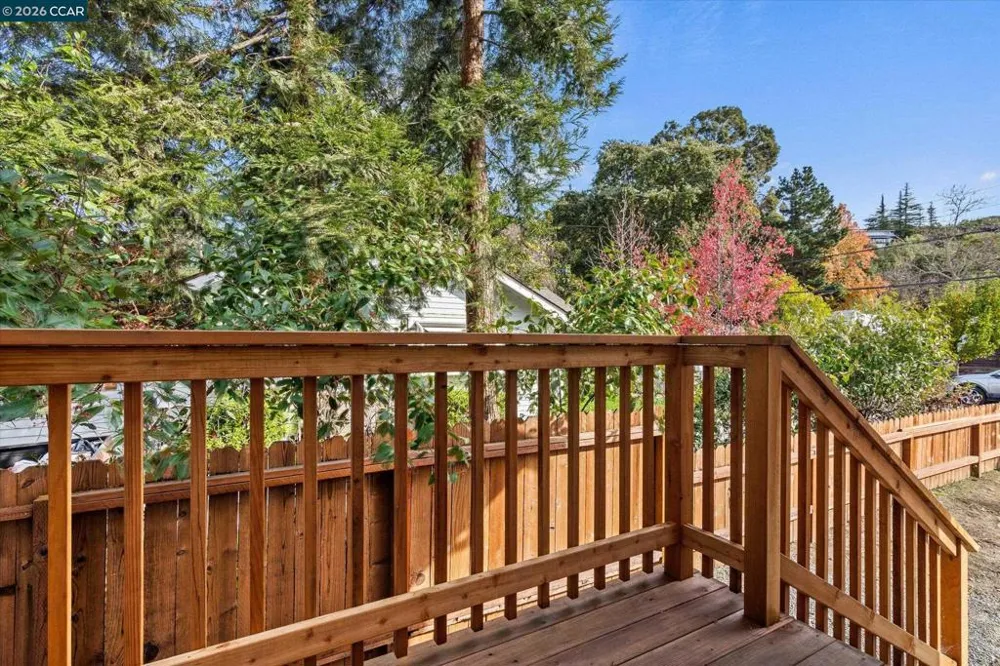 2027 Castro St Martinez, CA 94553