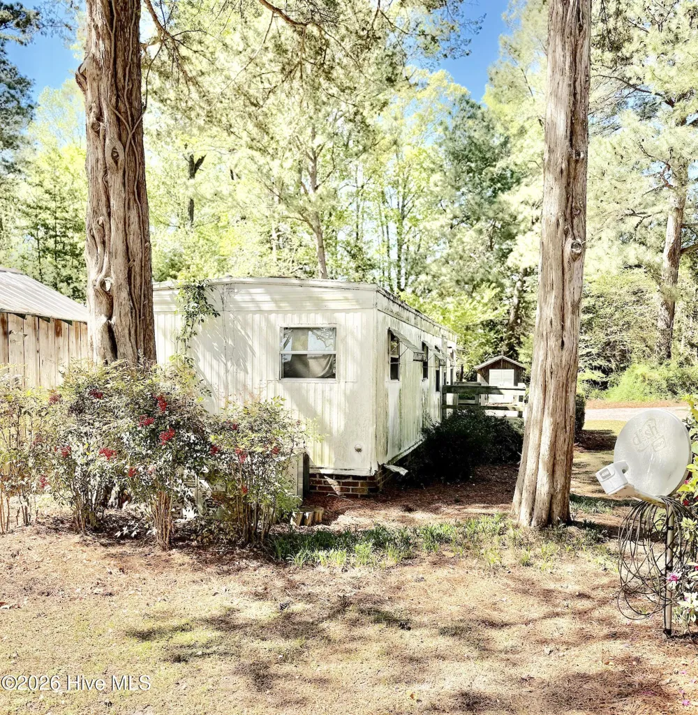 7886 Nc  222 Fountain, NC 27829
