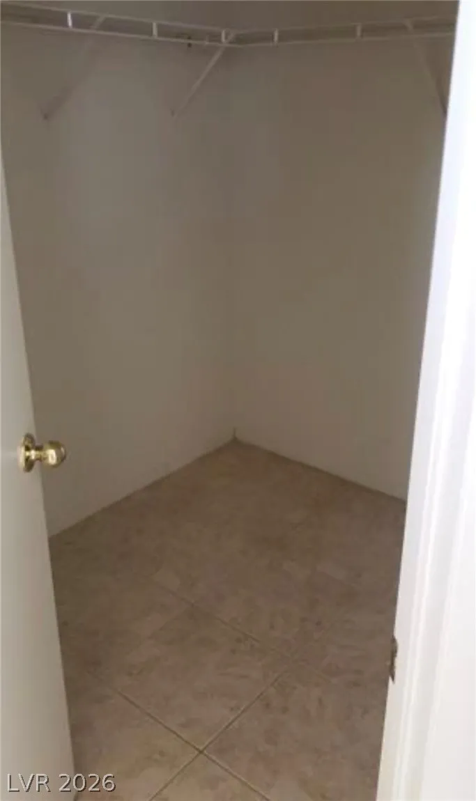 2764 TROTWOOD LANE Las Vegas, NV 89108