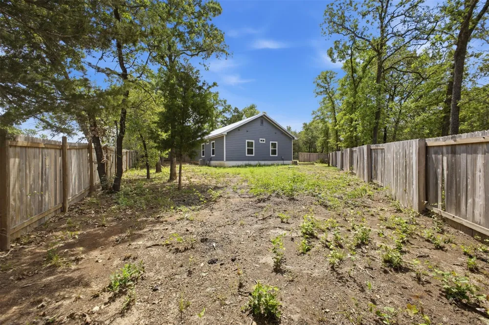 100 Walnut Circle Somerville, TX 77879
