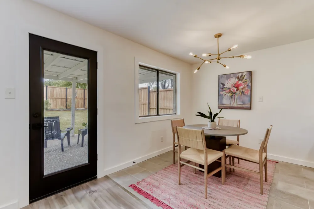 6108 Bridlington Circle Austin, TX 78745