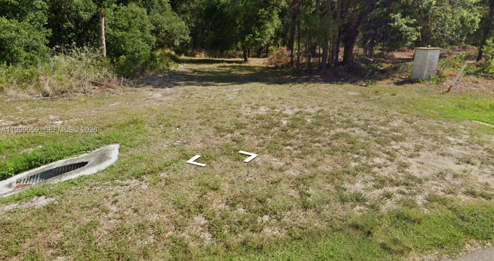 1714 MAGNOLIA ST Sebring, FL 33875