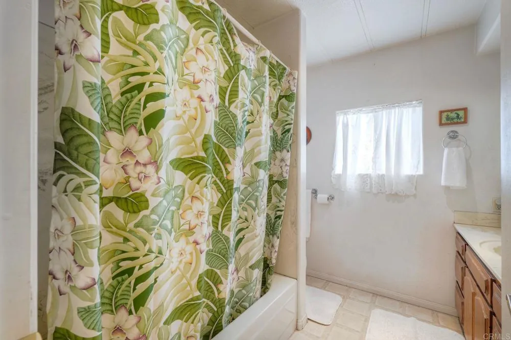 18218 Paradise Mountain Rd Spc 91 #Lot 91 Valley Center, CA 92082