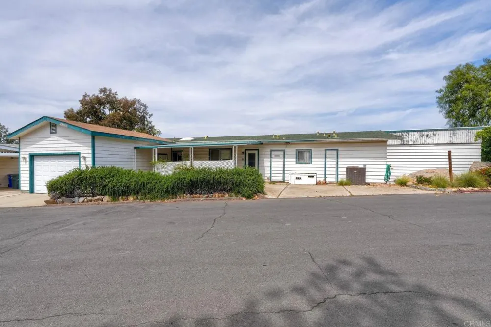 18218 Paradise Mountain Rd Spc 91 #Lot 91 Valley Center, CA 92082
