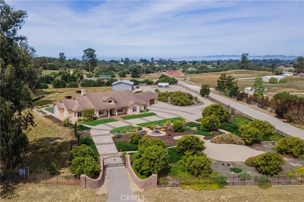 520 Stanton Arroyo Grande, CA 93420