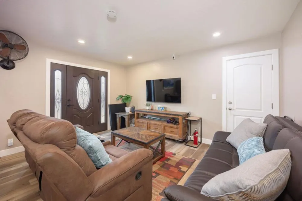 523 The Alameda El Granada, CA 94018