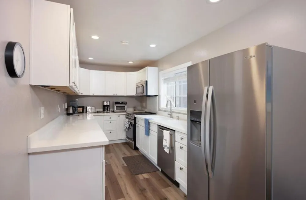523 The Alameda El Granada, CA 94018