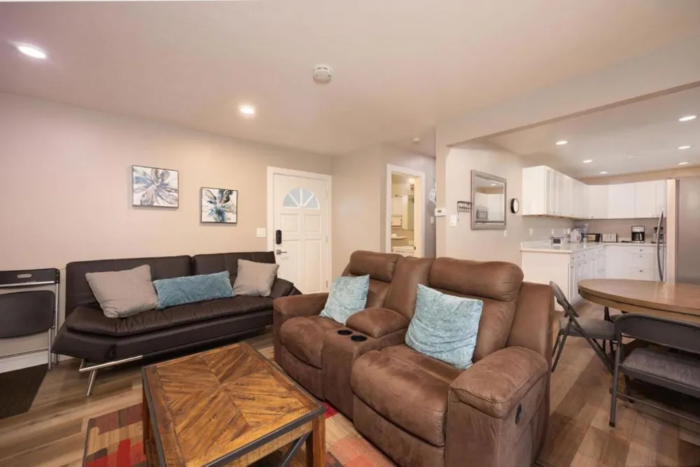 523 The Alameda El Granada, CA 94018