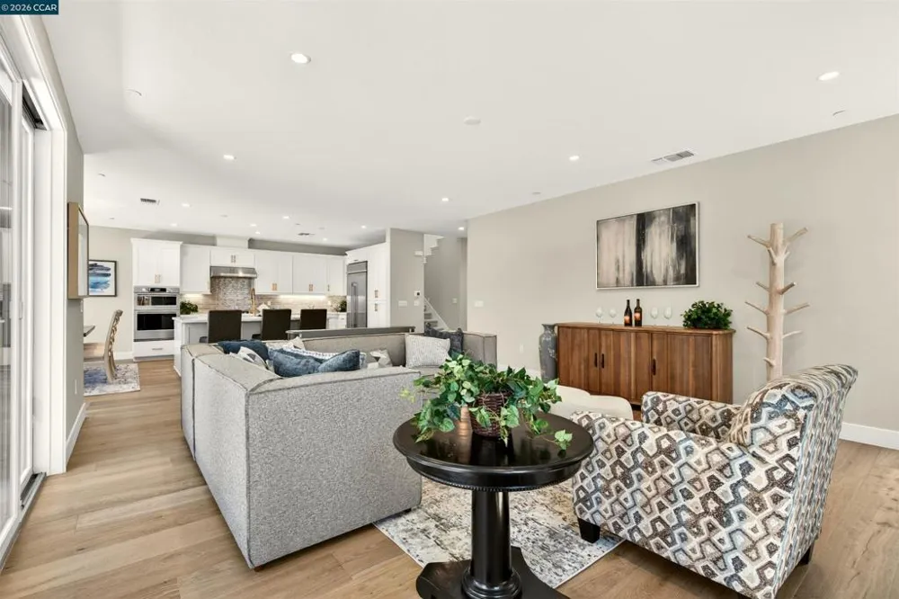 2237 Vandeleur Drive Napa, CA 94558