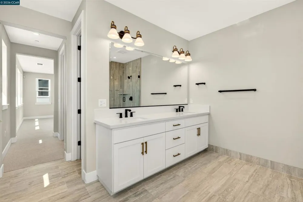 2237 Vandeleur Drive Napa, CA 94558