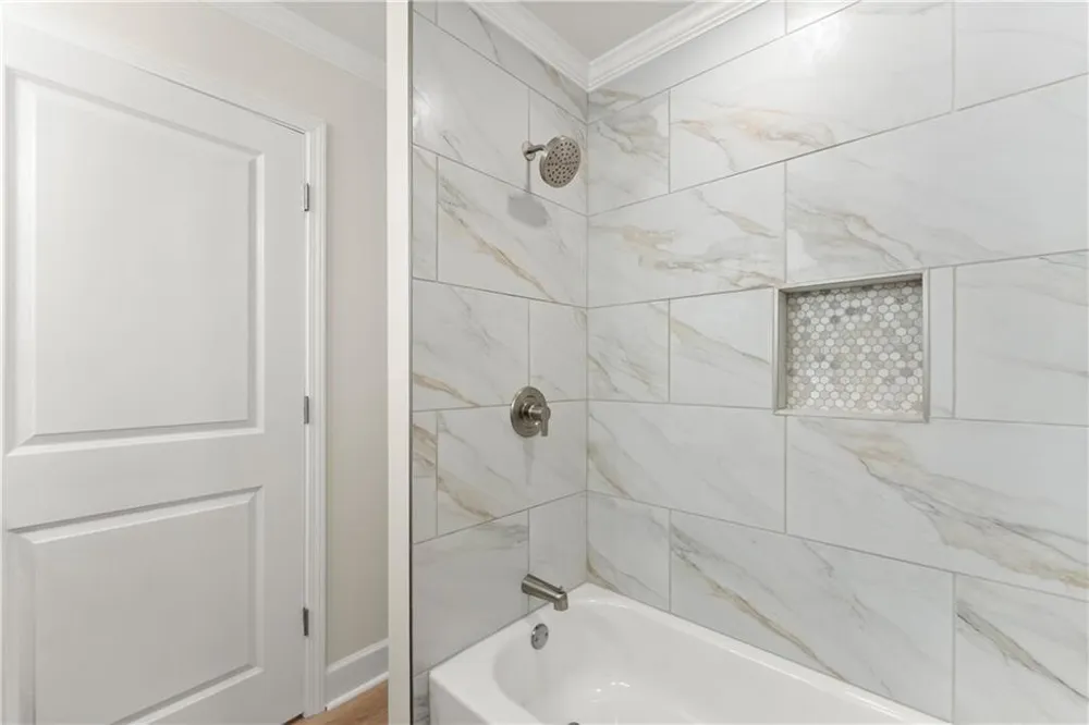 664 Chenocetah Drive Cornelia, GA 30531