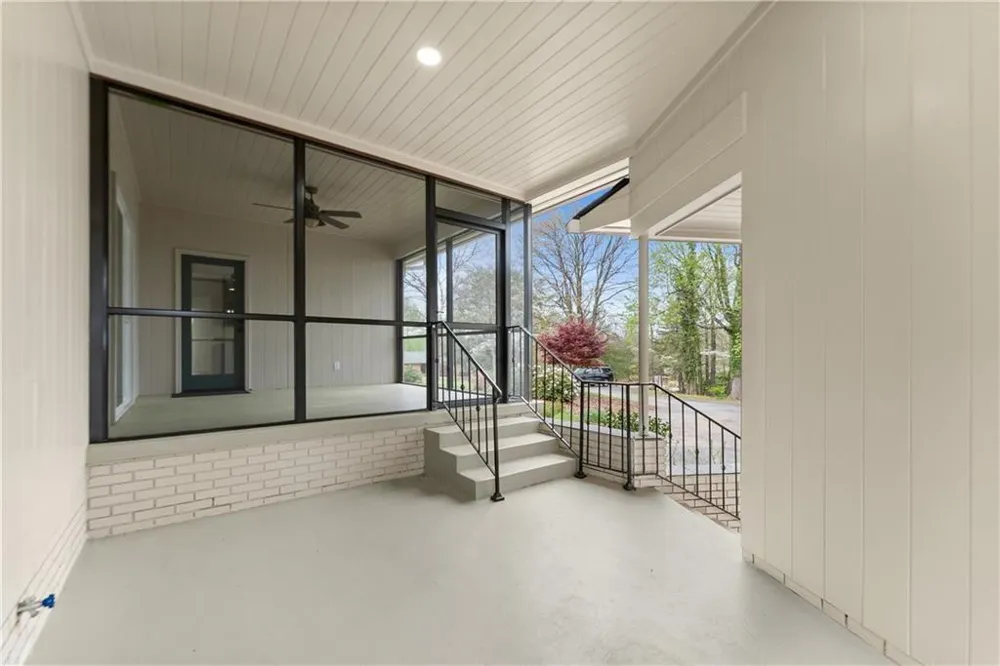 664 Chenocetah Drive Cornelia, GA 30531