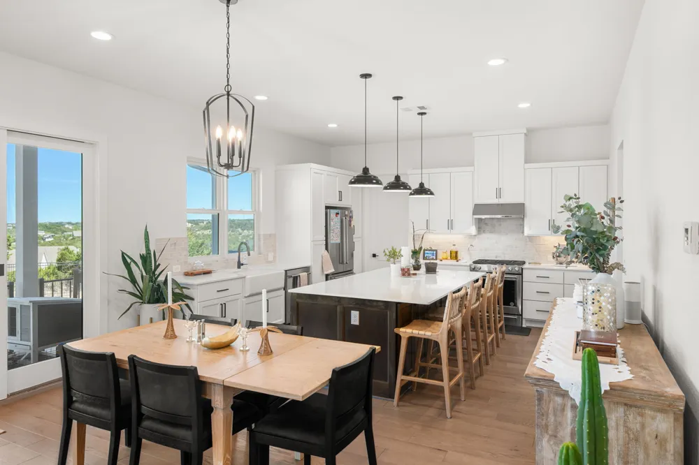 202 Smoke Tree Circle Dripping Springs, TX 78620