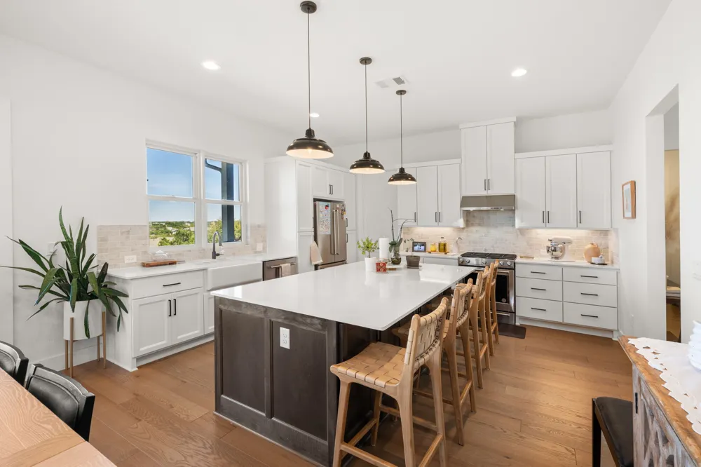 202 Smoke Tree Circle Dripping Springs, TX 78620