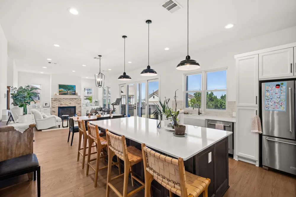 202 Smoke Tree Circle Dripping Springs, TX 78620