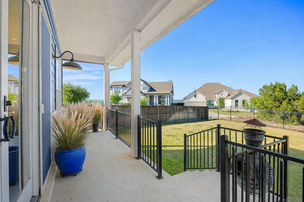 202 Smoke Tree Circle Dripping Springs, TX 78620