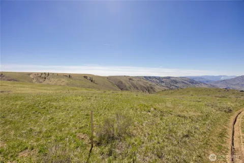 0 LOT15 Blue Sky Lane