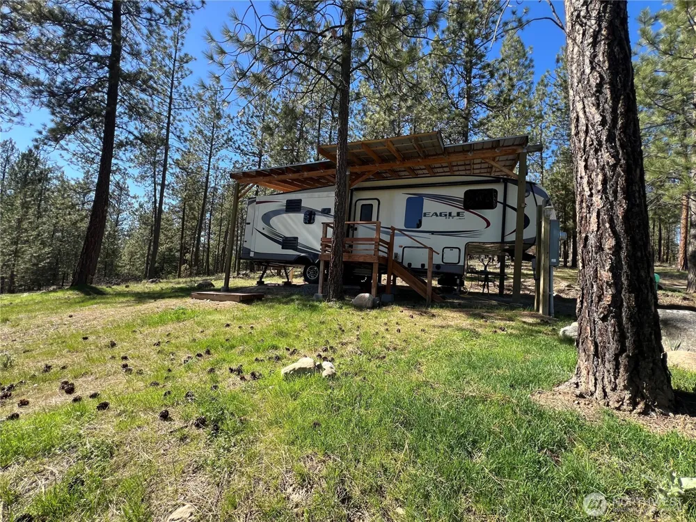 1069 B Kitt Narcisse Road Colville, WA 99114