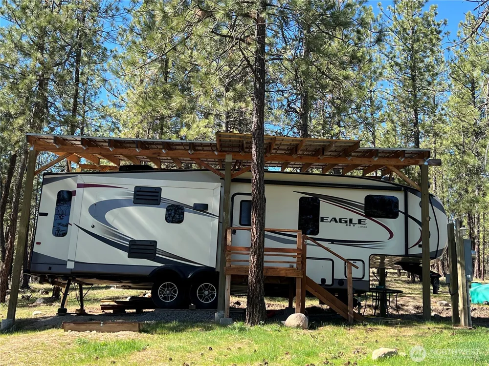 1069 B Kitt Narcisse Road Colville, WA 99114