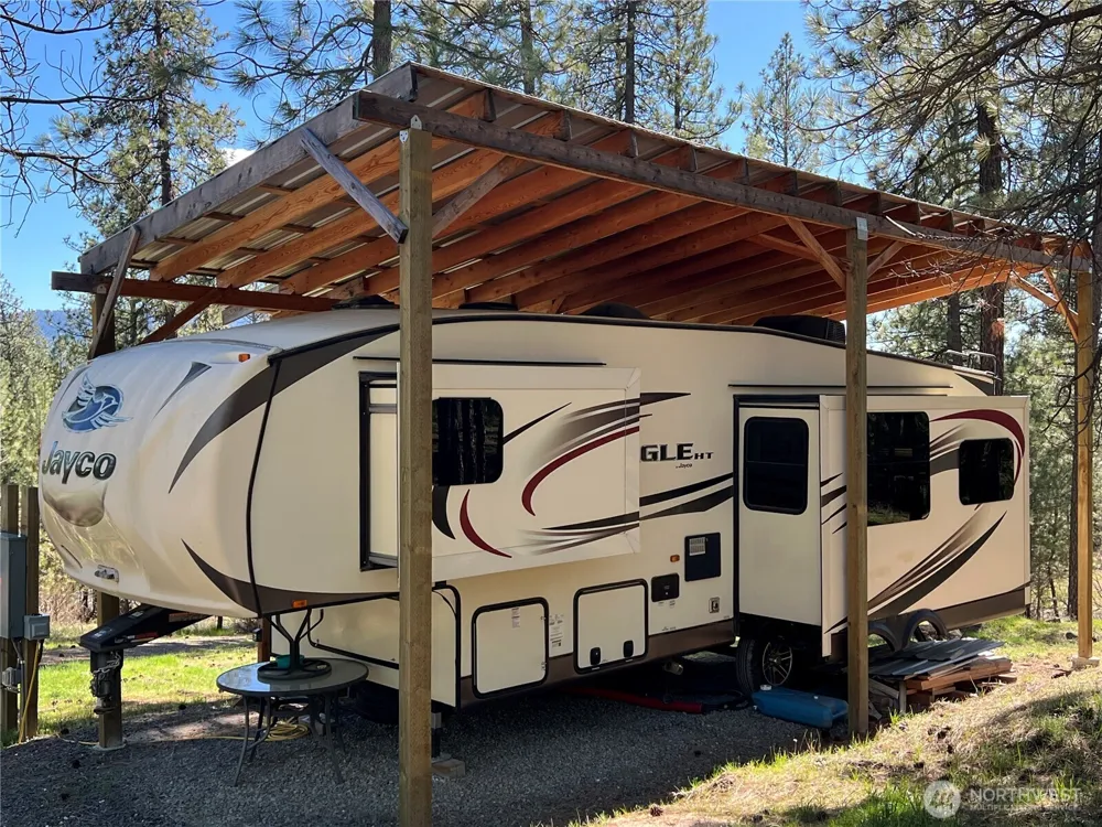 1069 B Kitt Narcisse Road Colville, WA 99114