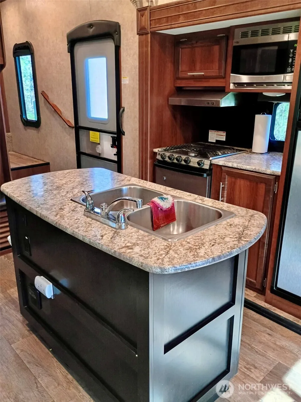 1069 B Kitt Narcisse Road Colville, WA 99114