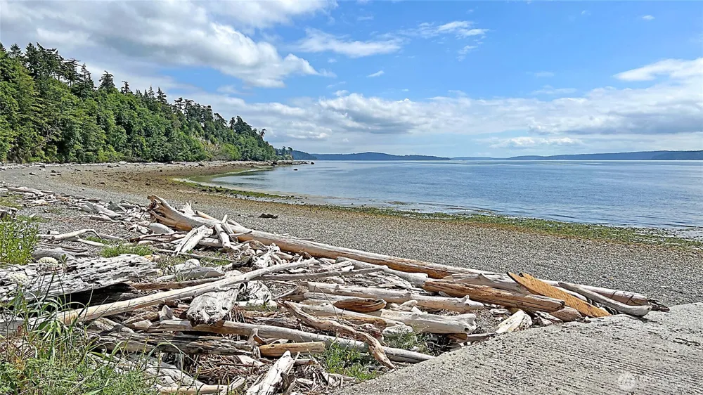 0 Onamac Way Camano Island, WA 98282