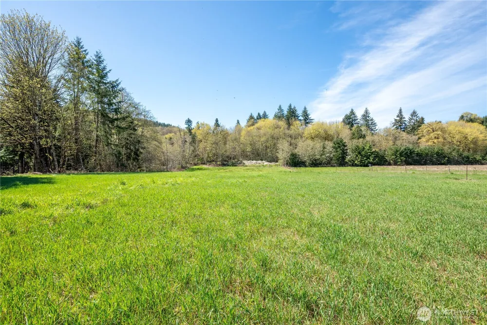 100 Magpie Drive Castle Rock, WA 98611