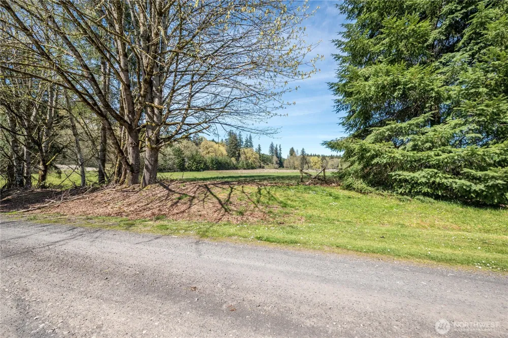 100 Magpie Drive Castle Rock, WA 98611
