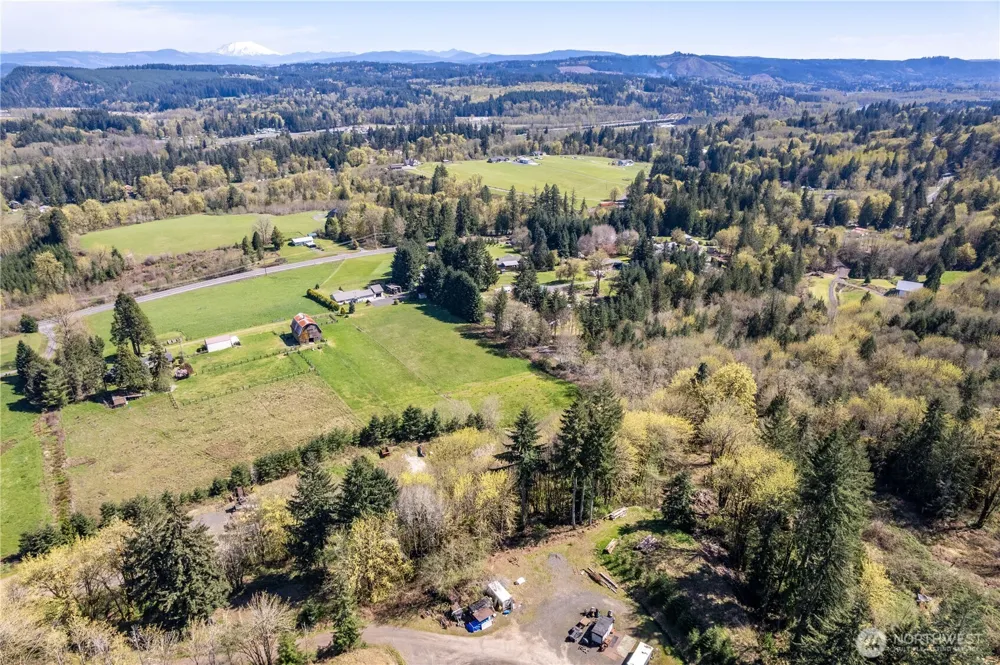 100 Magpie Drive Castle Rock, WA 98611