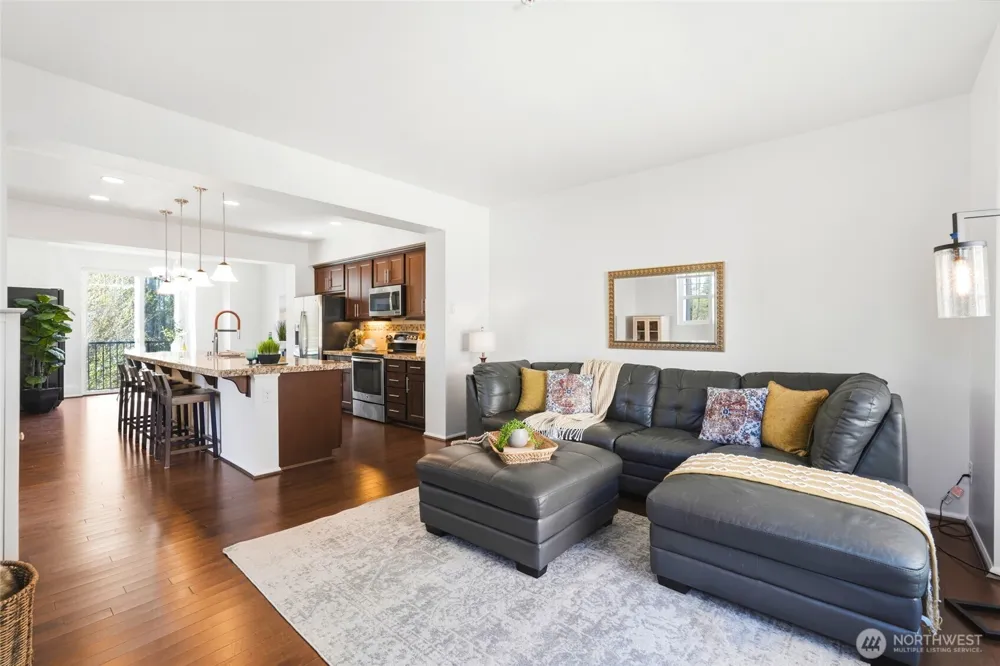 10175 156th Court NE #105 Redmond, WA 98052