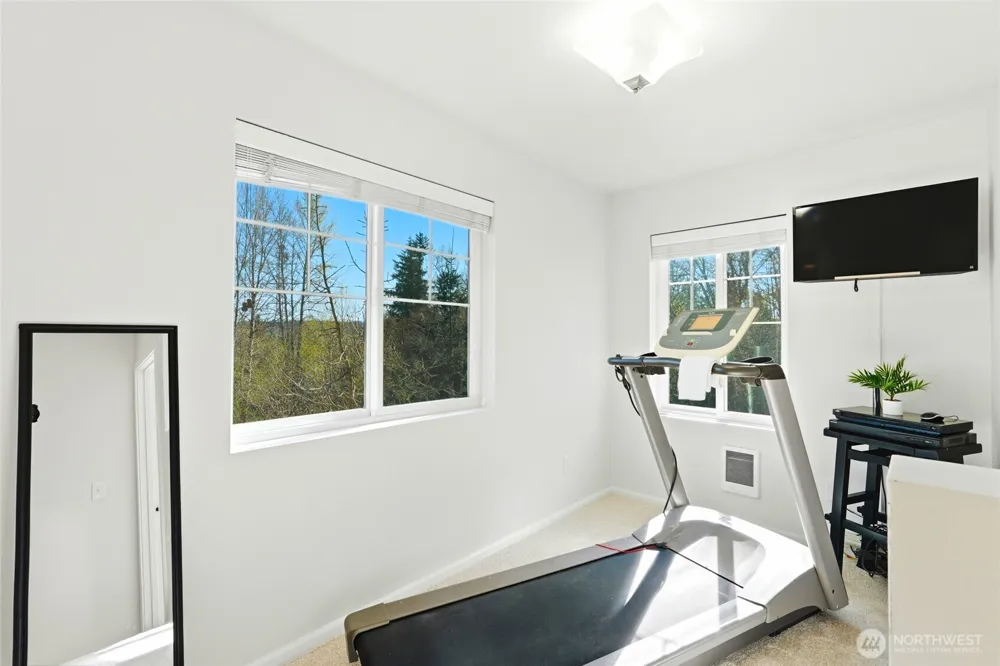 10175 156th Court NE #105 Redmond, WA 98052