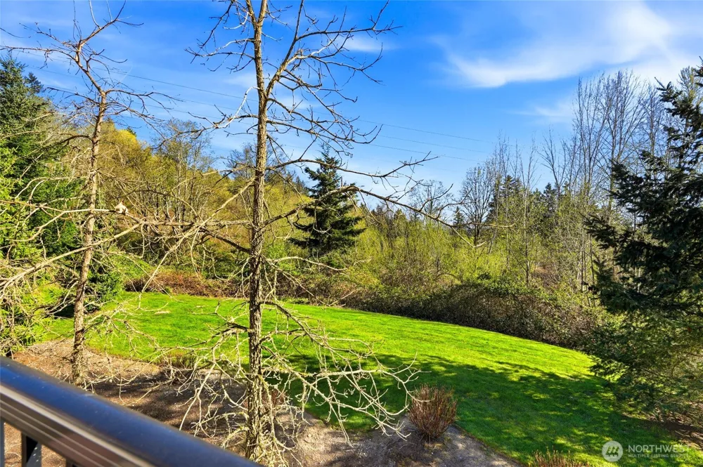 10175 156th Court NE #105 Redmond, WA 98052