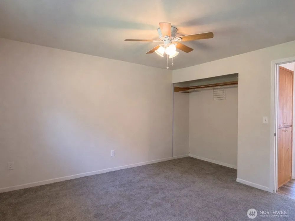 100 Hillcrest Drive Elma, WA 98541