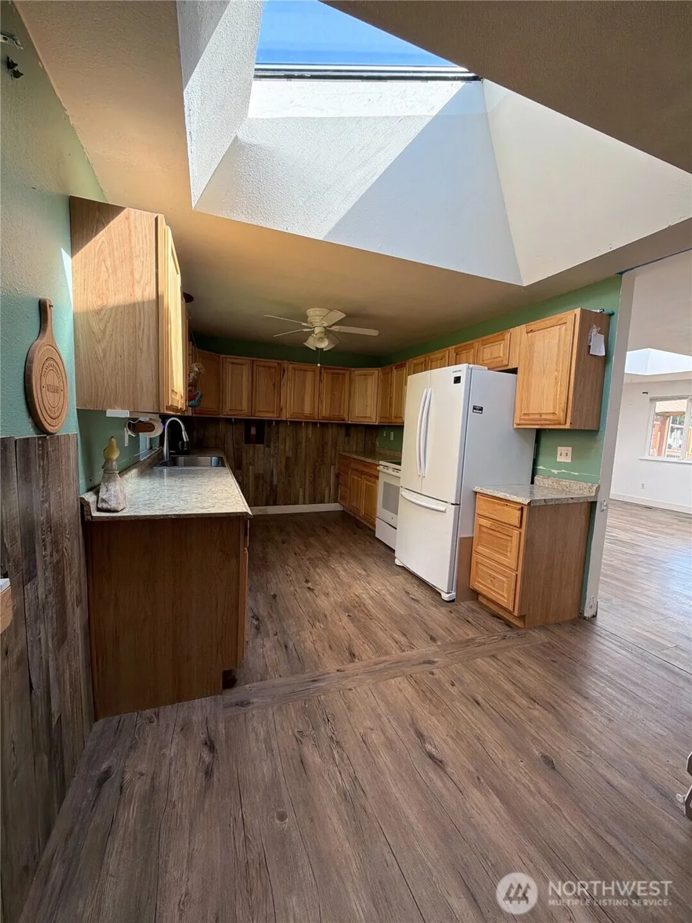 100 Hillcrest Drive Elma, WA 98541