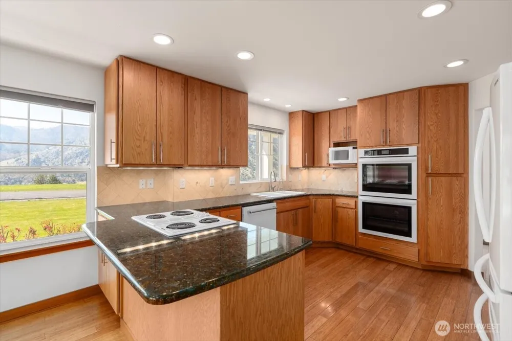 1190 Summit Boulevard Manson, WA 98831