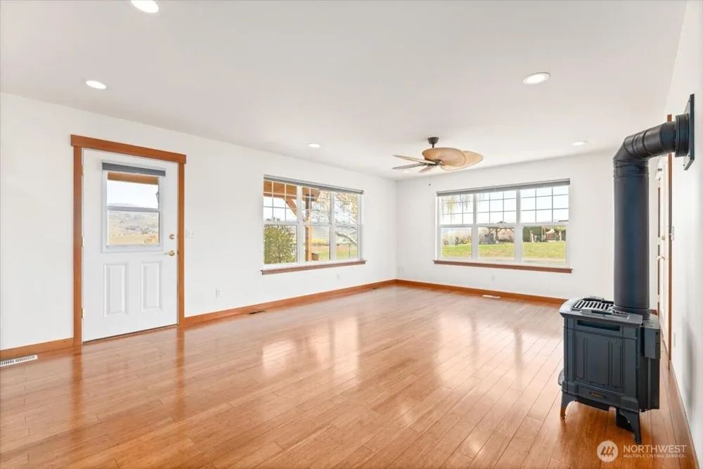 1190 Summit Boulevard Manson, WA 98831