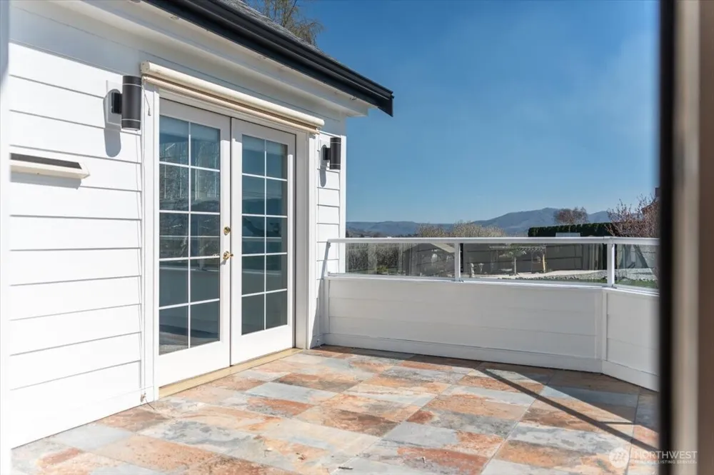 1190 Summit Boulevard Manson, WA 98831
