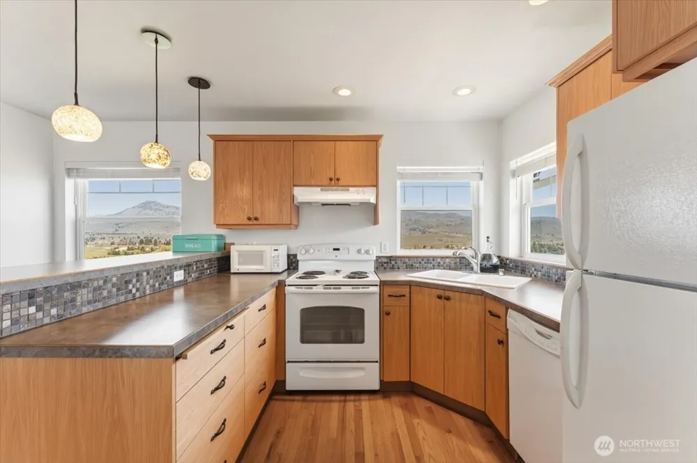 1190 Summit Boulevard Manson, WA 98831