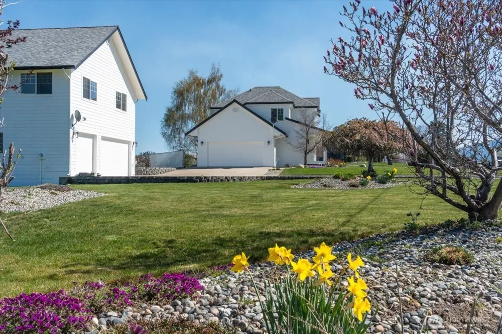 1190 Summit Boulevard Manson, WA 98831