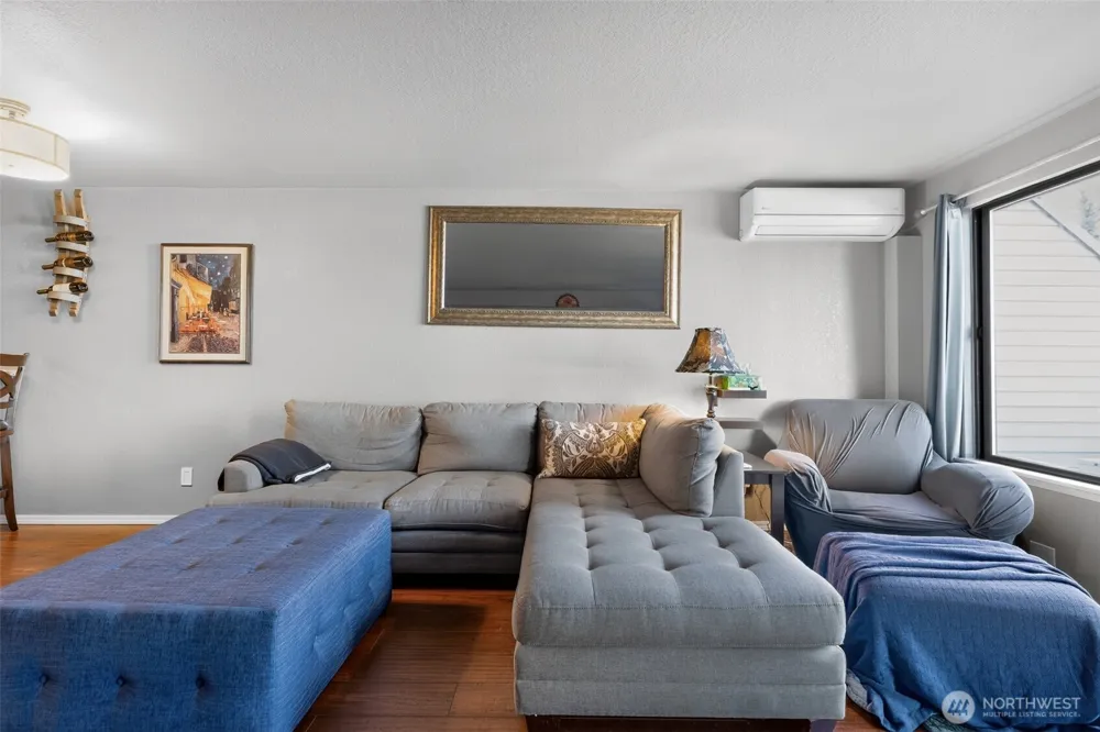 4895 76th Street SW #D701 Mukilteo, WA 98275
